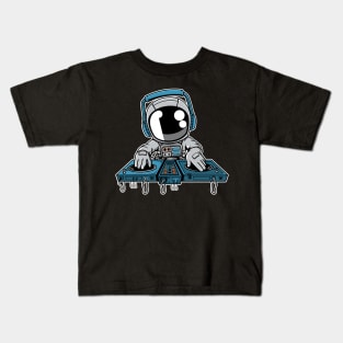 Astronaut Turntable Kids T-Shirt